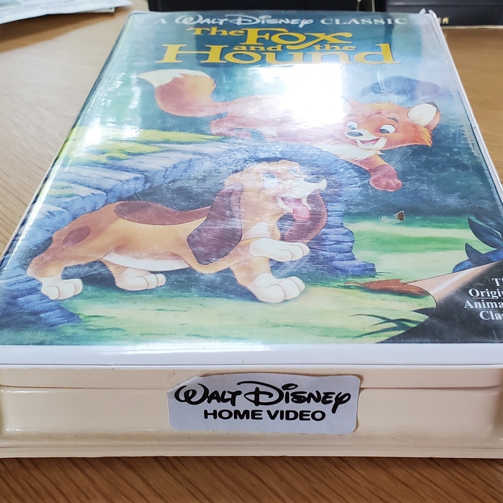 Disney Fox and the Hound black diamond vhs tape